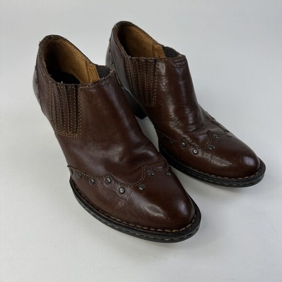 Born Shoes - Born Womens Tour Boots sz 8 M Block Heel Bootie Leather Western Brown Studded